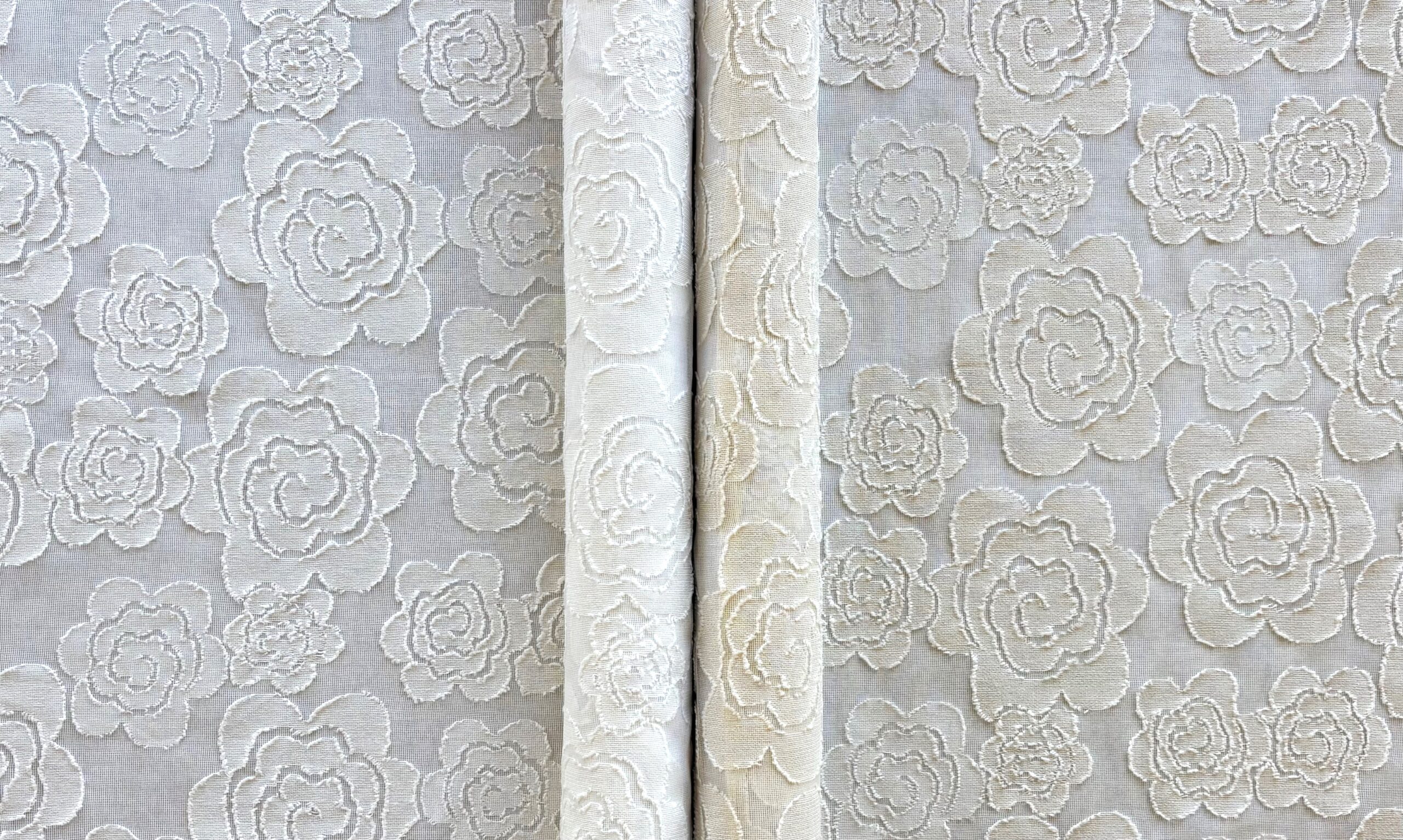 Fleur to Ceiling™